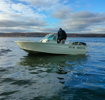 Моторная лодка Freestyle 475 PRO
